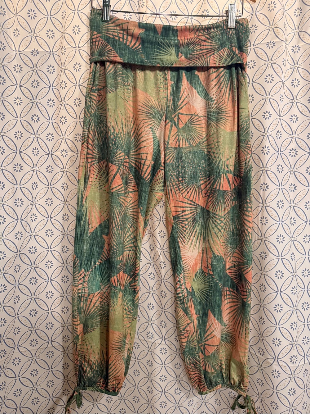 Onzie Tropical Palm Print Joggers in Green & Peach